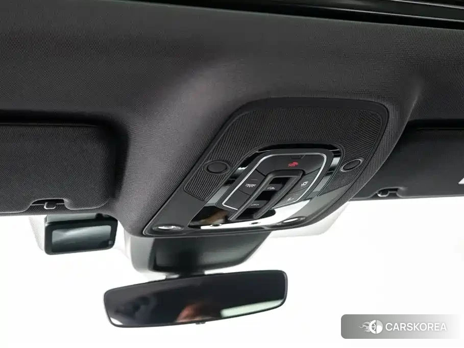 Audi A7L id 4669397 из Китая 15