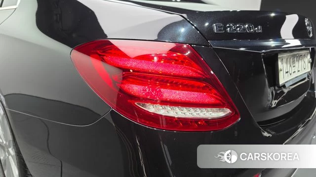 Mercedes-Benz E-Class W213 id 4856039 из Кореи 15