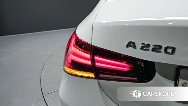 Mercedes-Benz A-Class W177 id 4354990 из Кореи 15