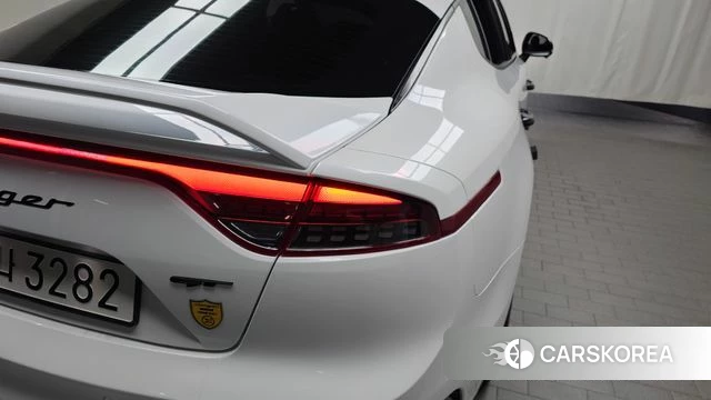 Kia Stinger Meister id 4282075 из Кореи 15