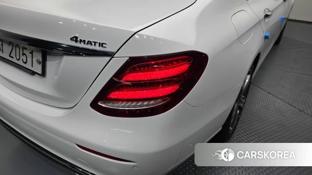 Mercedes-Benz E-Class W213 id 4568317 из Кореи 15
