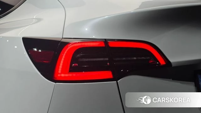 Tesla Model Y id 4533380 из Кореи 15