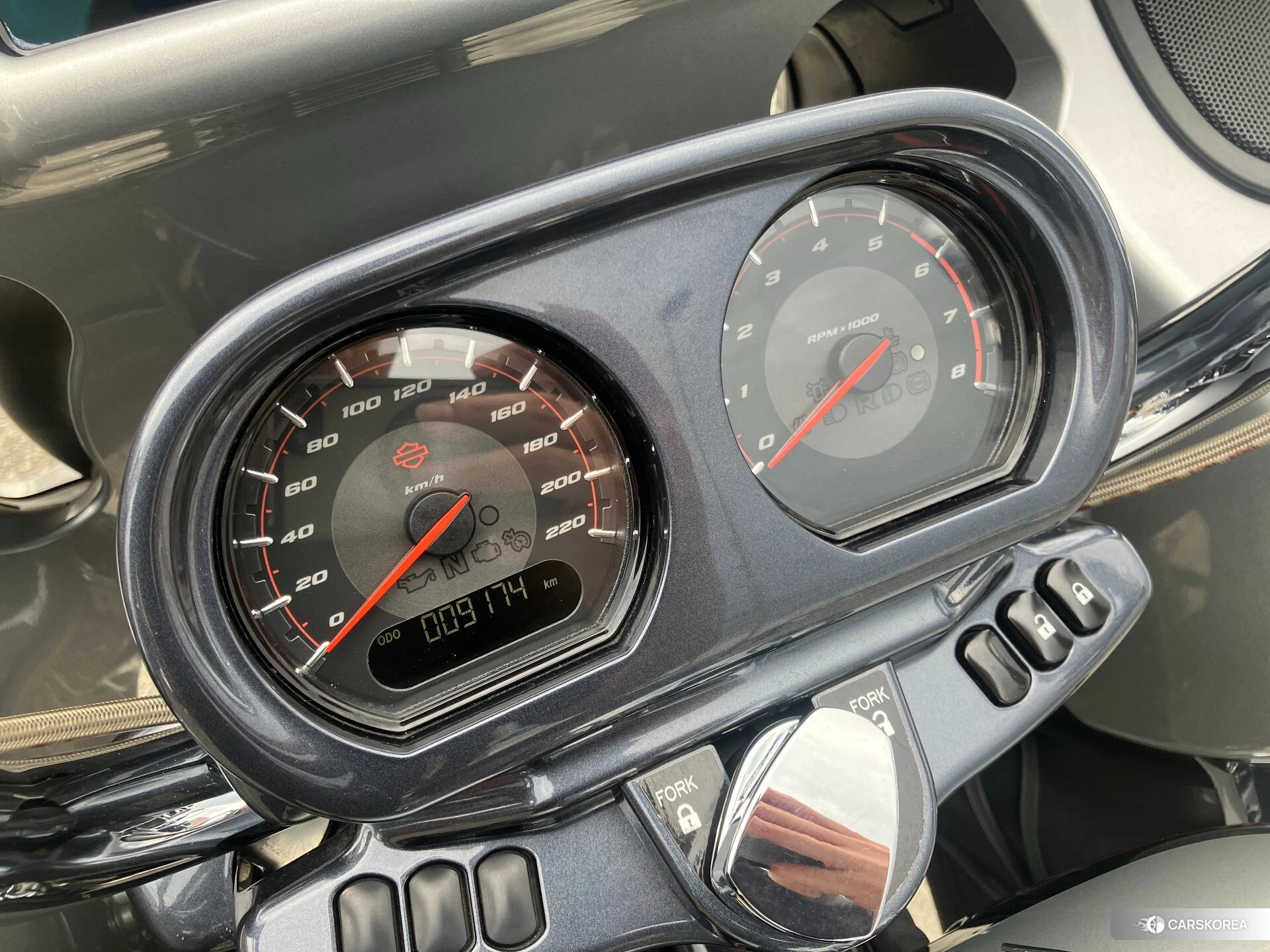 Harley-Davidson Road Glide FLTRXSE1800 CVO id 4312949 из Японии 15