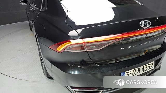 Hyundai The New Grandeur IG Hybrid id 4423177 из Кореи 15