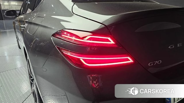 Genesis The New G70 id 4223740 из Кореи 15