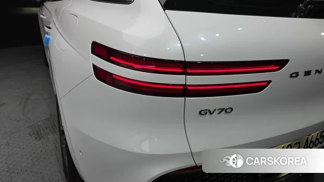 Genesis GV70 id 4580692 из Кореи 15