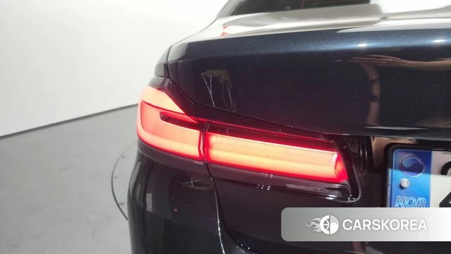 BMW 5 Series (G30) id 4469702 из Кореи 15