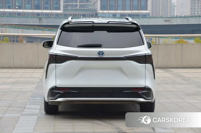 Toyota Saina id 4276040 из Китая 15