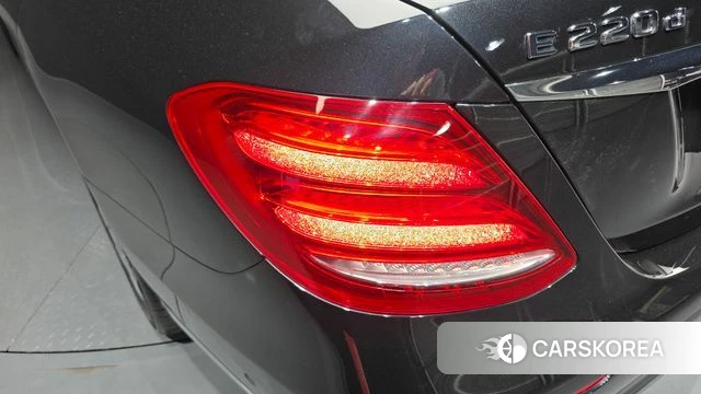 Mercedes-Benz E-Class W213 id 4331706 из Кореи 15