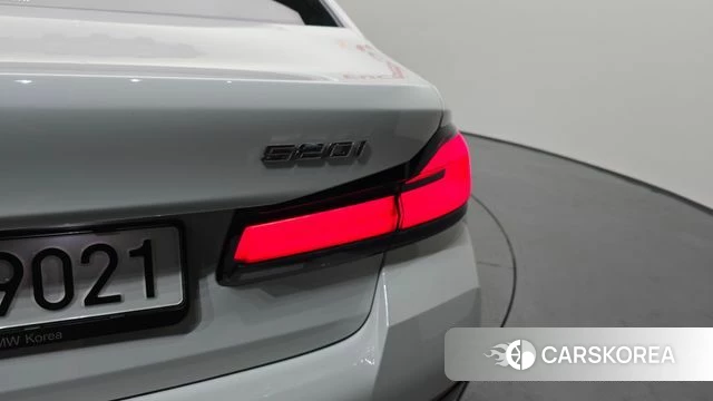 BMW 5 Series (G30) id 4618146 из Кореи 15