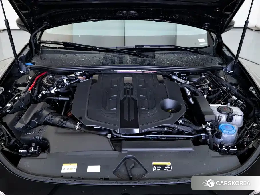 Audi A6L id 4589376 из Китая 15