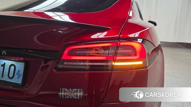 Tesla Model S id 4480785 из Кореи 15