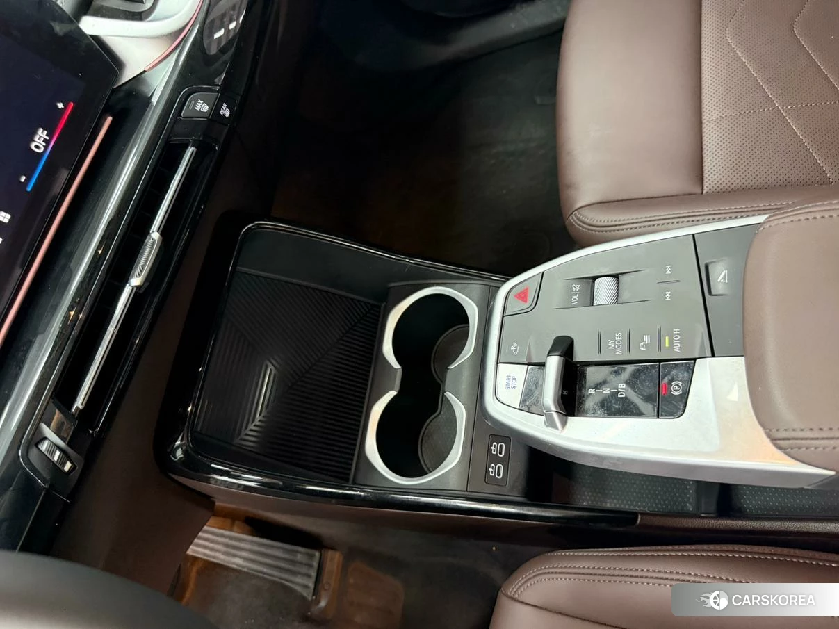 BMW iX1 id 4426779 из Китая 15