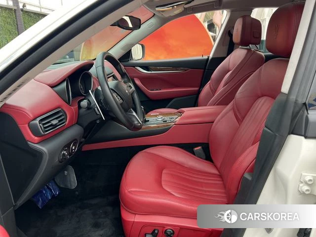 Maserati Levante id 4213182 из Китая 15