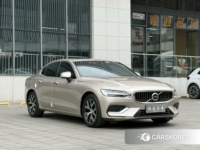 Volvo S60 id 4215695 из Китая 15