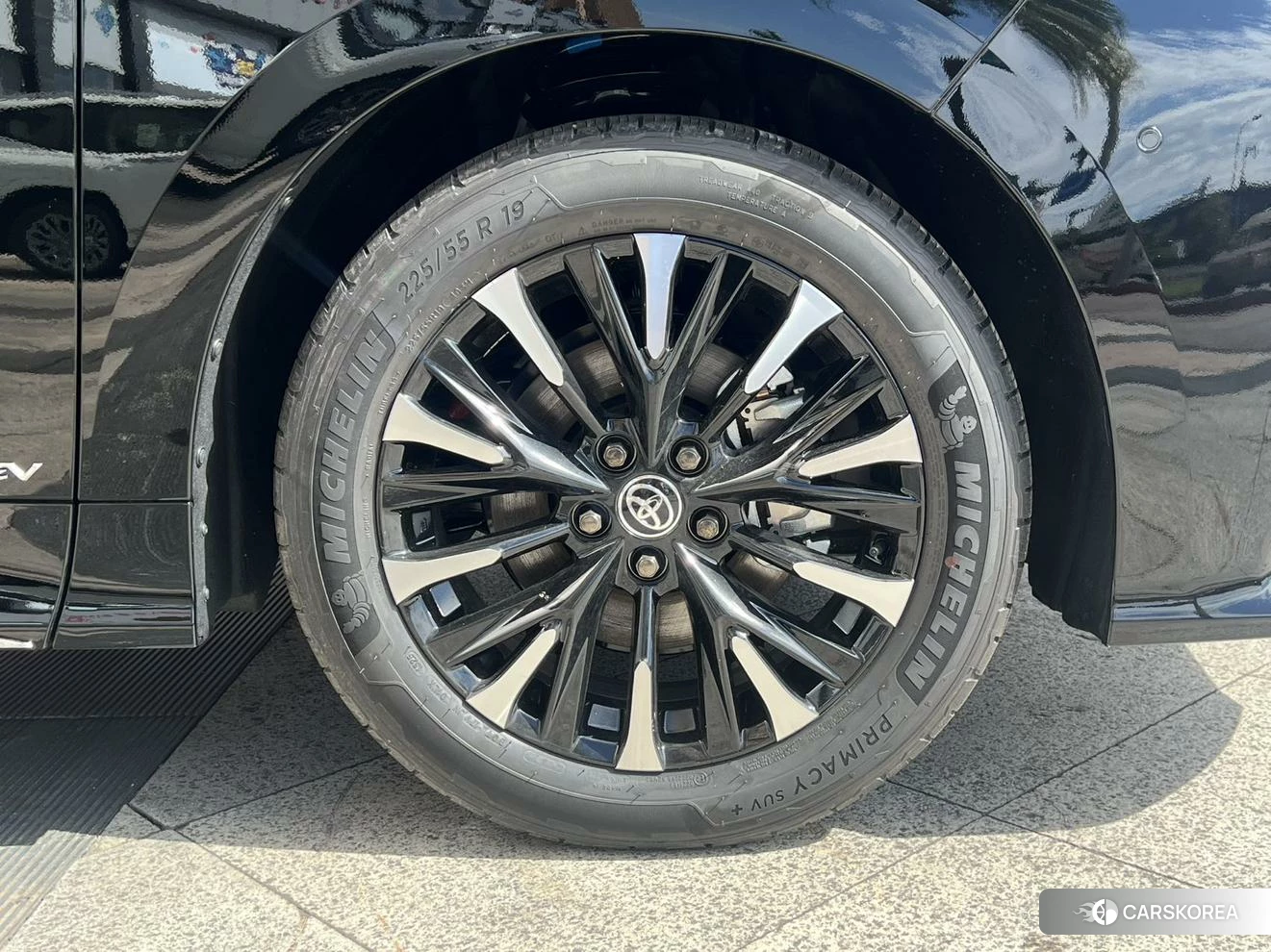 Toyota Elfa id 4473630 из Китая 15