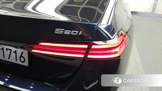 BMW 5 Series (G60) id 4686654 из Кореи 15