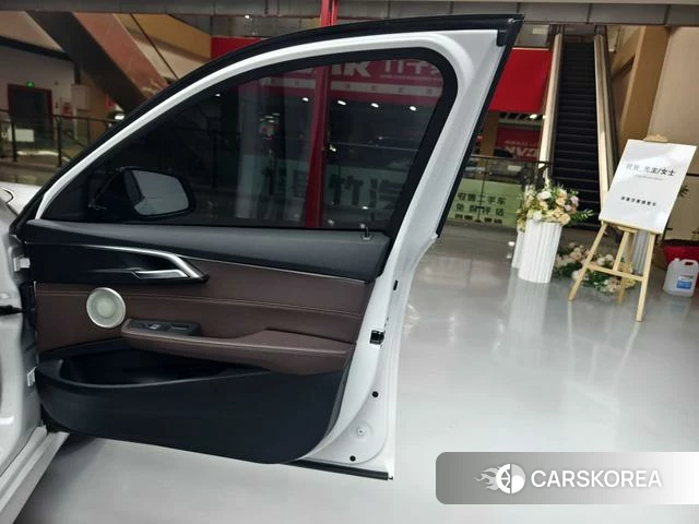 BMW 1 series id 4333420 из Китая 15