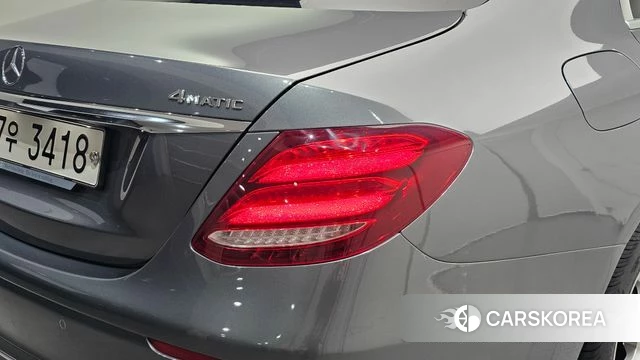 Mercedes-Benz E-Class W213 id 4667415 из Кореи 15