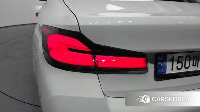 BMW 5 Series (G30) id 4591438 из Кореи 15