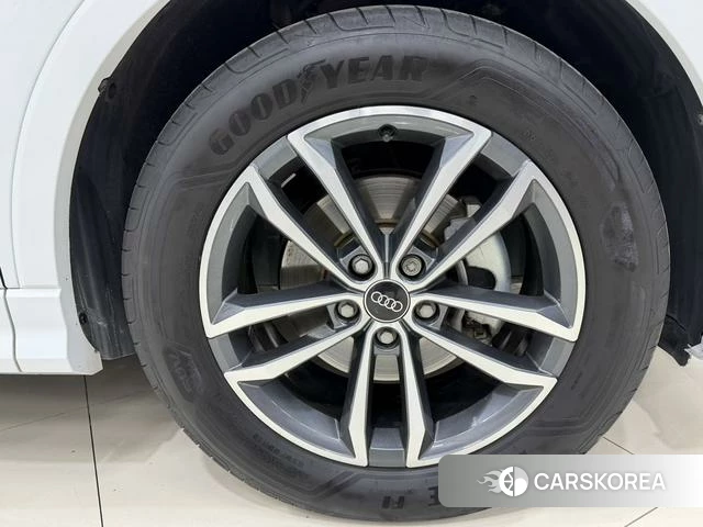 Audi Q3 id 4314441 из Китая 15