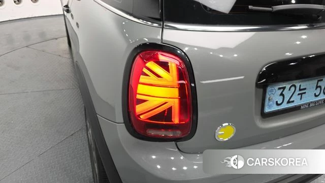 Mini Cooper Electric id 4202213 из Кореи 15