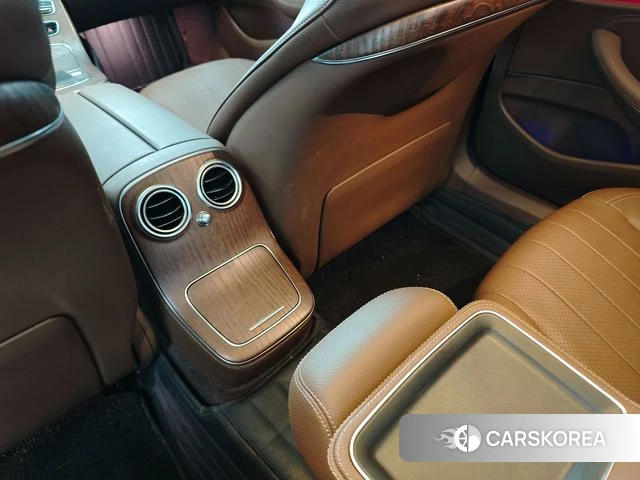 Mercedes-Benz E-class id 4277595 из Китая 15