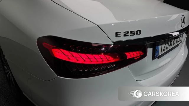 Mercedes-Benz E-Class W213 id 4202619 из Кореи 15