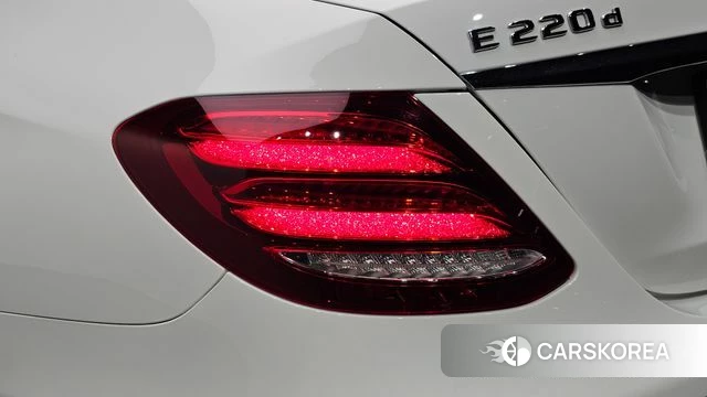 Mercedes-Benz E-Class W213 id 4872971 из Кореи 15