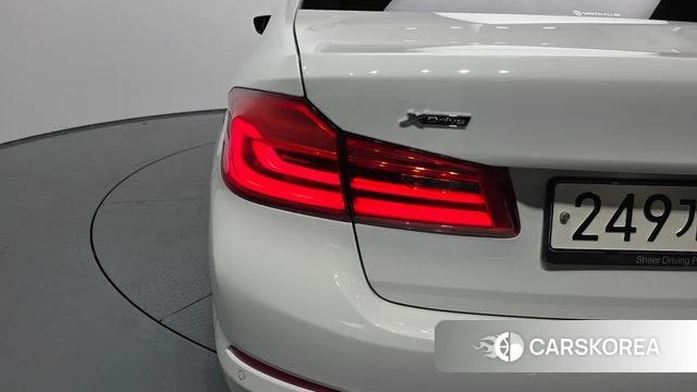 BMW 5 Series (G30) id 4794219 из Кореи 15