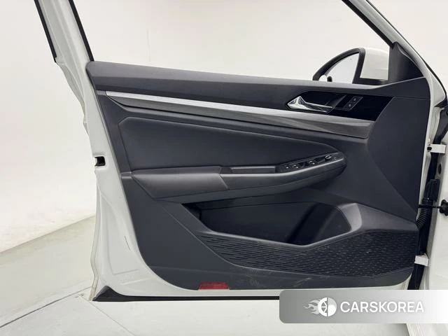 Volkswagen Bora id 4253597 из Китая 15