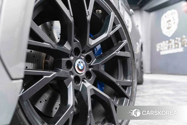 BMW X6 M id 4213578 из Китая 15