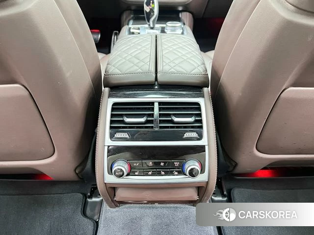BMW 7 series id 3902341 из Китая 15