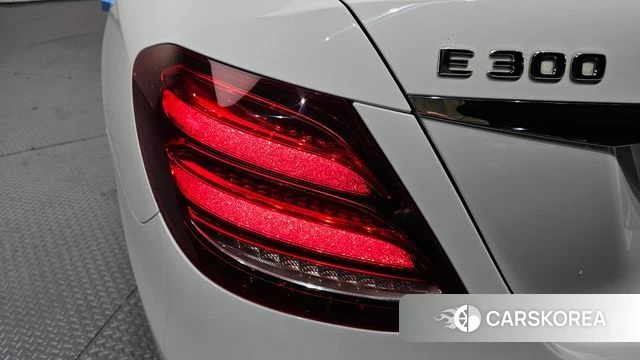 Mercedes-Benz E-Class W213 id 4285796 из Кореи 15