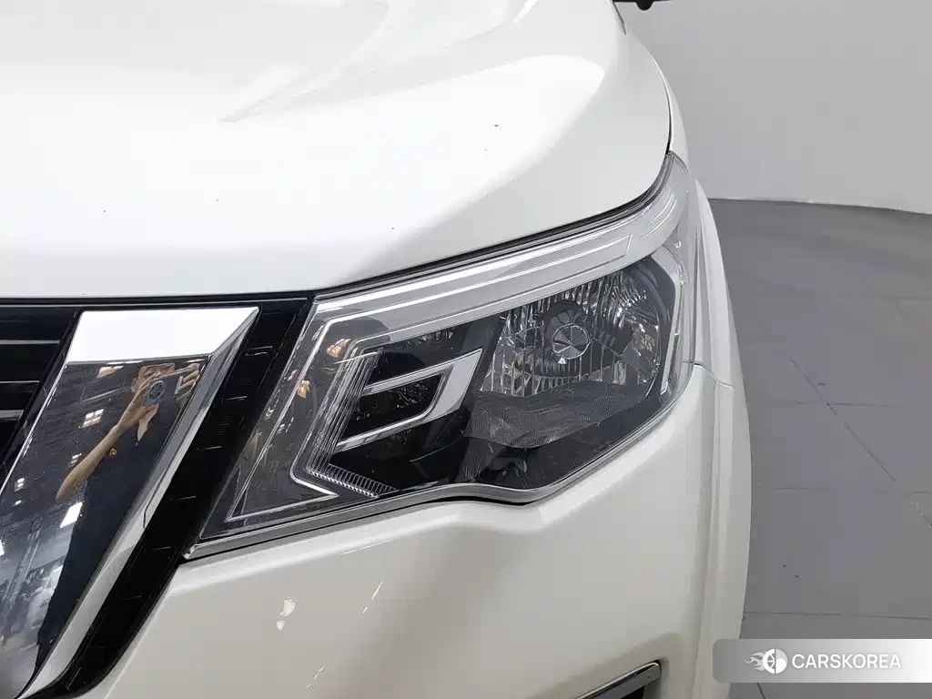 Nissan Terra id 4583728 из Китая 15