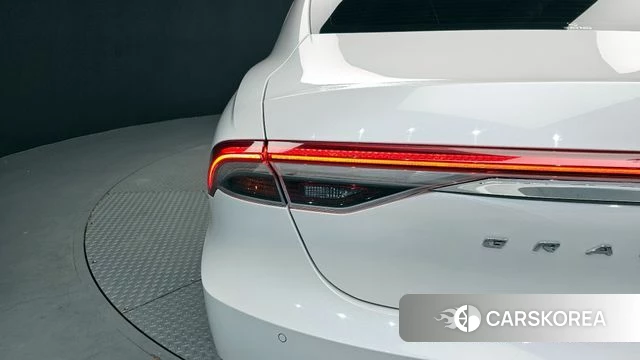 Hyundai The New Grandeur IG Hybrid id 4244364 из Кореи 15