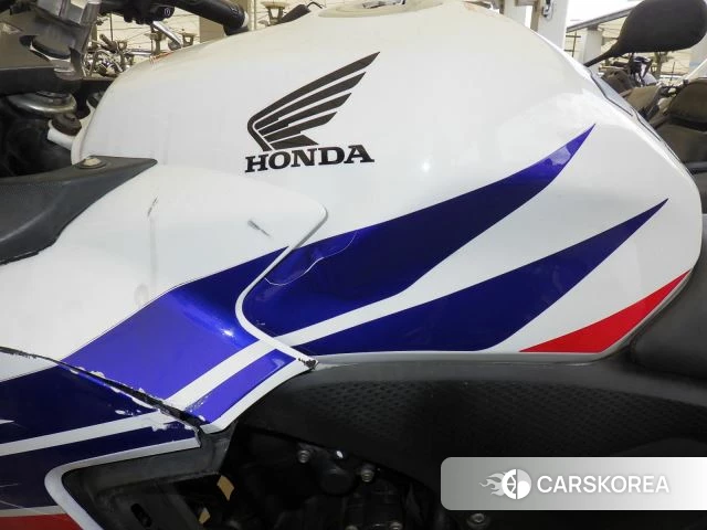 Honda CBR400R ABS id 4184640 из Японии 15