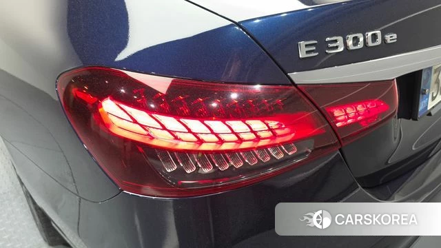 Mercedes-Benz E-Class W213 id 4283114 из Кореи 15