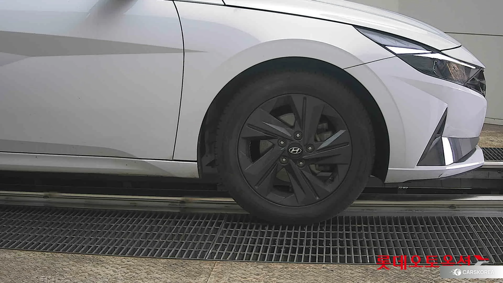 Hyundai Avante Hybrid id 3875811 из Кореи 15