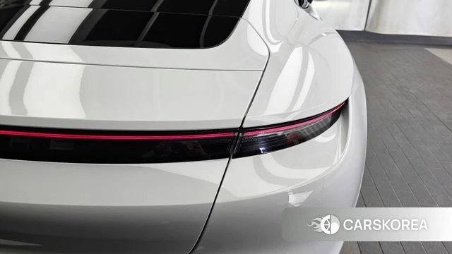 Porsche Taycan id 4433613 из Кореи 15