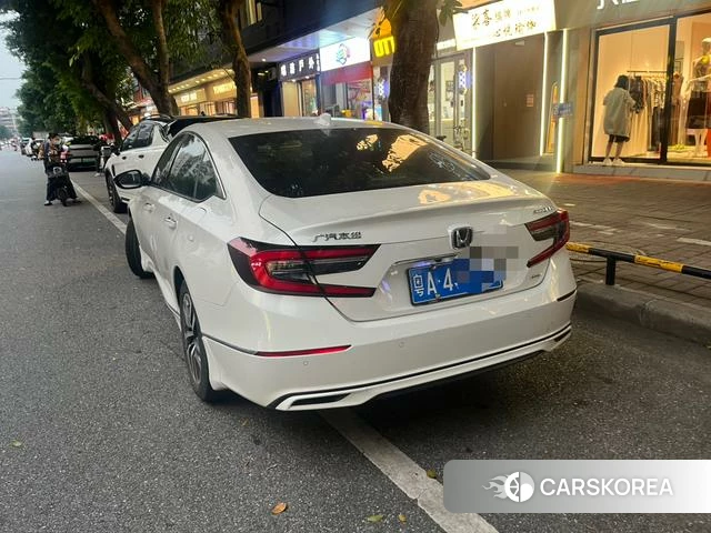 Honda Accord id 4279351 из Китая 15