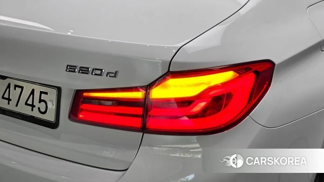 BMW 5 Series (G30) id 4737382 из Кореи 15