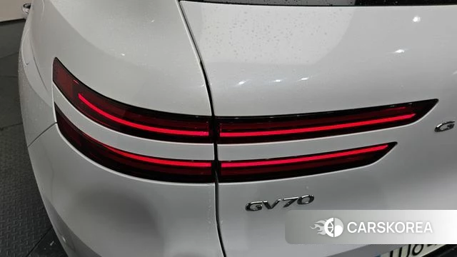 Genesis GV70 id 4282877 из Кореи 15