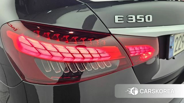 Mercedes-Benz E-Class W213 id 4293845 из Кореи 15