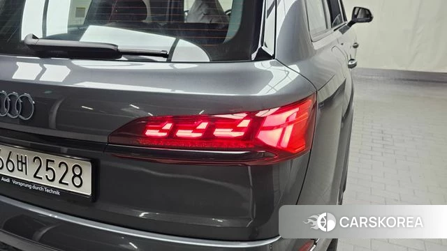 Audi SQ7 (4M) id 4374848 из Кореи 15