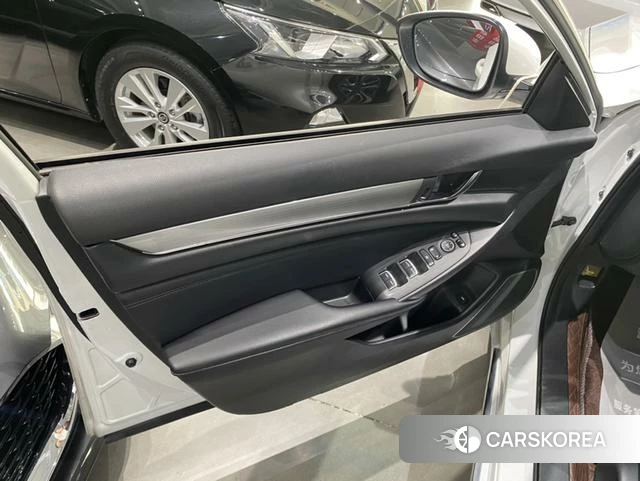 Honda Accord id 4299858 из Китая 15