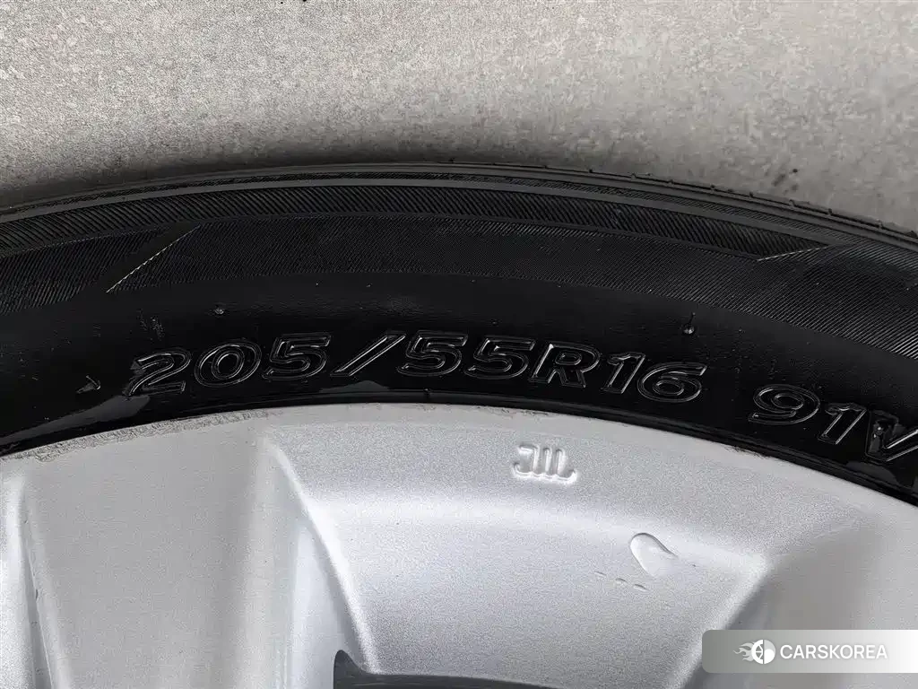 Toyota Corolla id 4545787 из Китая 15