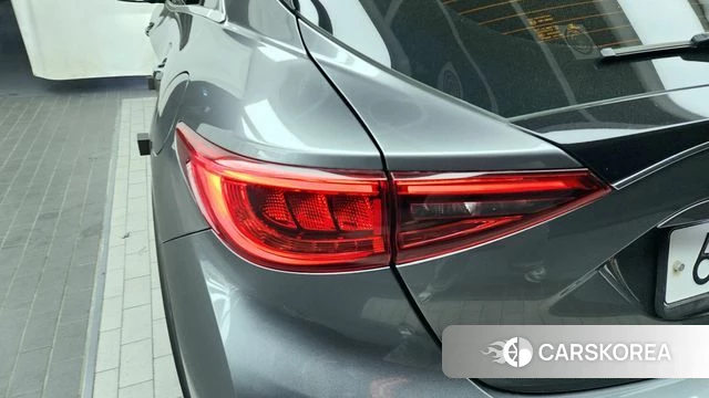 Infiniti Q30 id 4345638 из Кореи 15