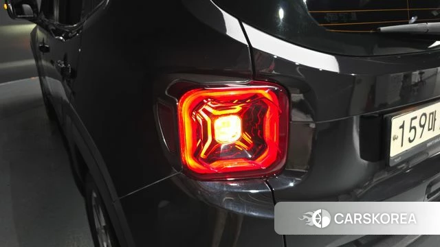 Jeep Renegade id 4741446 из Кореи 15