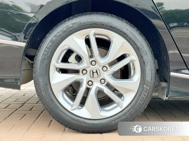 Honda Accord id 4273083 из Китая 15
